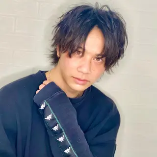 ミディアム パーマ ヘアアレンジ メンズ ブリーチカラー特化 U-topia小島のヘアスタイル