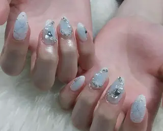 ネイル Miku. Nのネイルデザイン