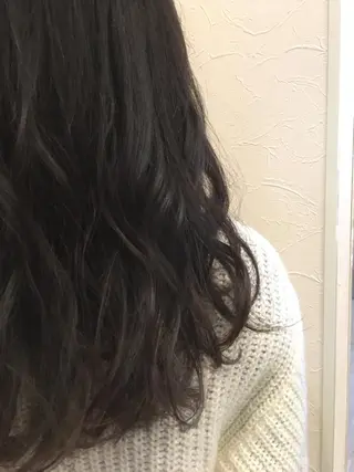 ロング カラー ヘアアレンジ IVY villa Suzu.のヘアスタイル