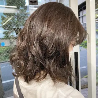 ミディアム パーマ ショートヘア / 星野菜月のヘアスタイル