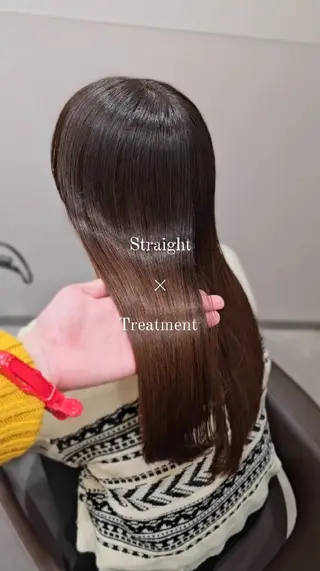 セミロング パーマ 縮毛矯正をしている人 のためのカラーのヘアスタイル