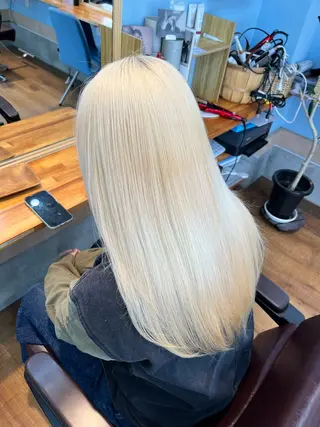 セミロング 🫧ハイトーン/ ブリーチ🫧白石航汰のヘアスタイル