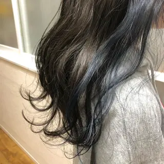 ロング カラー 堀谷 彩花のヘアスタイル