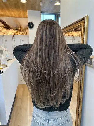 ロング カラー ヘアアレンジ 久米 治仁のヘアスタイル