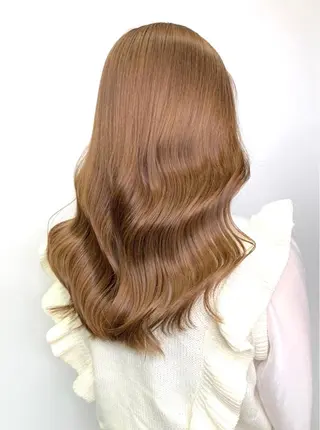 ミディアム カラー 🌿ガクト 🌿艶髪透明感のヘアスタイル