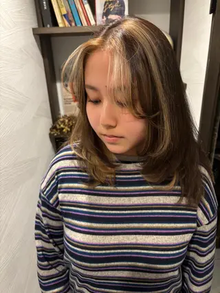 ミディアム ヒラカホ/ ブリーチ/似合わせのヘアスタイル