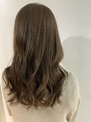 セミロング 髪質改善イノアカラー 富澤ショウタのヘアスタイル