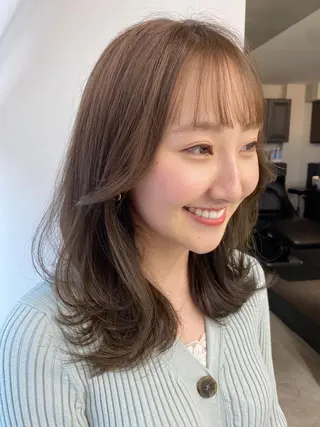 セミロング カラー ✨大人韓国レイヤー ✨吉原 潤✨のヘアスタイル