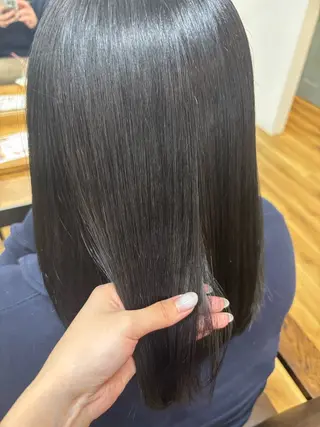 ミディアム カラー rin : modaのヘアスタイル