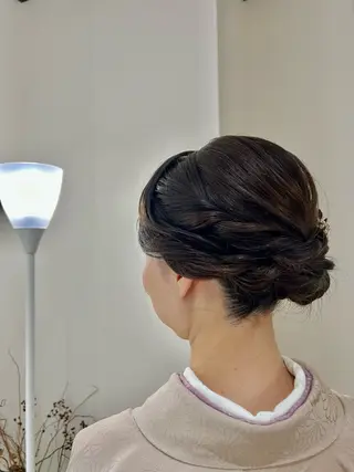 ヘアアレンジ make room Blissのヘアスタイル