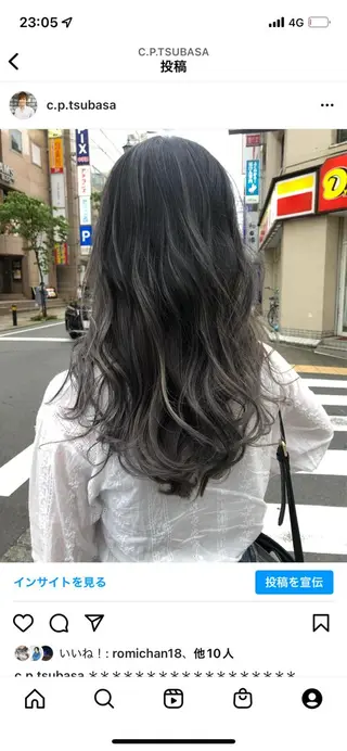 ミディアム カラー 360°キレイな ショートカットのヘアスタイル