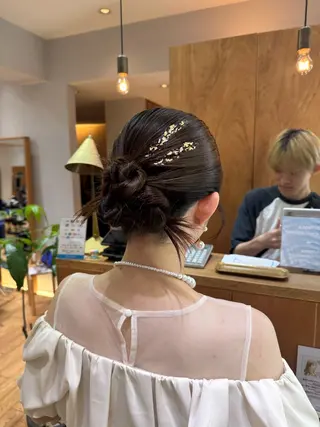 セミロング ヘアアレンジ 🎗️【ヘアセット 美眉】吉川玲🎗️のヘアスタイル