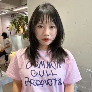 セミロング ハッシュカット🎀 レイヤーカットのヘアスタイル