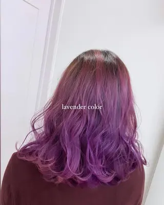 セミロング カラー しみず さきのヘアスタイル
