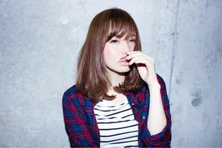 ミディアム セミロング カラー 内藤 達也のヘアスタイル
