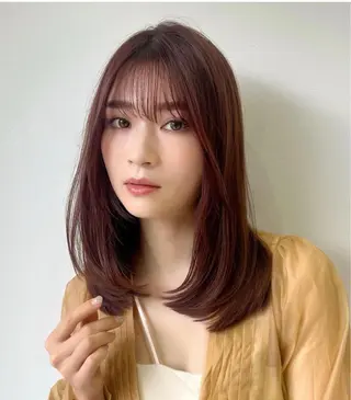 ミディアム 瀧上 菜津美のヘアスタイル