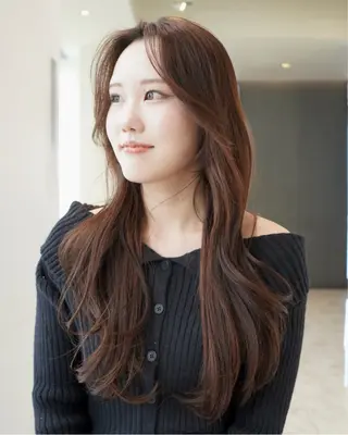 ロング 飯田 優花/カットモデルのヘアスタイル