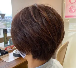 ショート カラー u-chambord ユーシャンボールのヘアスタイル