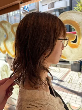 ミディアム パーマ 淀 小南津のヘアスタイル