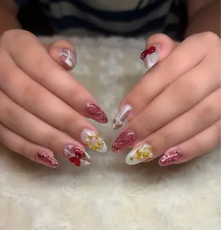 ネイル e.b.mimi Wakanaのネイルデザイン