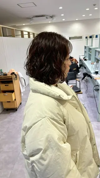 ミディアム 新井 美優のヘアスタイル