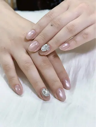 ネイル FuFu.Nail 2️⃣番のネイルデザイン