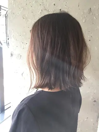 ミディアム 稲田 結衣夏のヘアスタイル