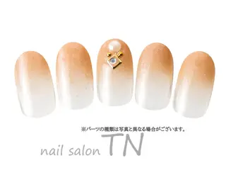 ネイル 吉田 奈央のネイルデザイン