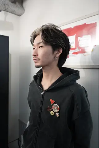 カラー メンズ 新宿/ブリーチ /パーマ/戸羽のヘアスタイル