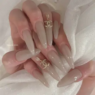 ネイル SALON ELVI.のネイルデザイン