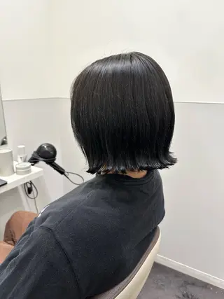 ミディアム 美髪矯正・ブリーチ 矯正🫧秋元ゆたかのヘアスタイル