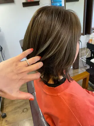 ミディアム 中山 明子のヘアスタイル