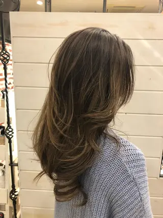 ロング カラー 東恩納 誠のヘアスタイル