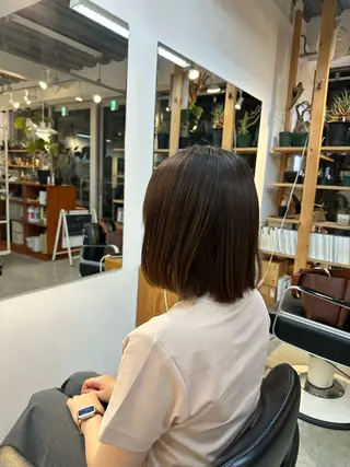 ミディアム コミヤ ミズホのヘアスタイル