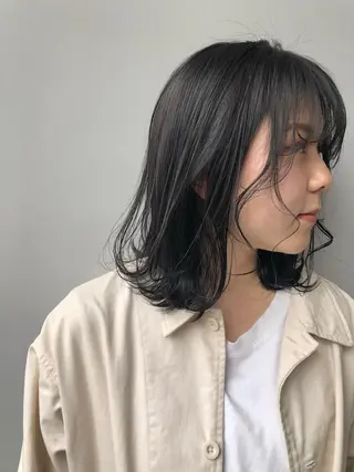 ミディアム カラー Nero✂︎ officialのヘアスタイル