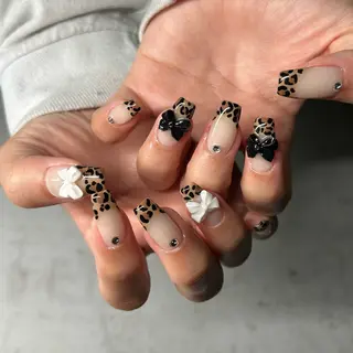 ネイル 【UNE.】 長さだしフィルインのネイルデザイン