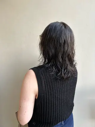 ミディアム be.perch所属・山口 朔弥のヘアスタイル