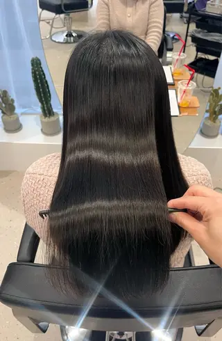 ロング 吉田 美優のヘアスタイル