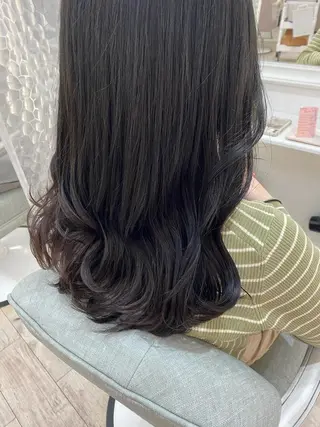 セミロング 髪質改善サロン🫧 戎谷栞菜のヘアスタイル