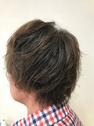 ショート カラー 横田 尚登のヘアスタイル