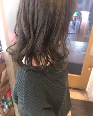 ミディアム カラー クニモトハルナ ボブ/柔らかカラーのヘアスタイル