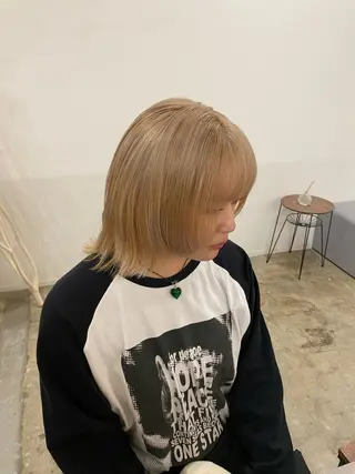 セミロング カラー 藤野 凪沙のヘアスタイル