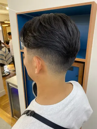 ショート メンズ kureha /フェードカットのヘアスタイル