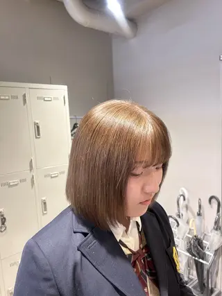 カラー 透明感ベージュ🤎 ナチュラルレイヤーのヘアスタイル