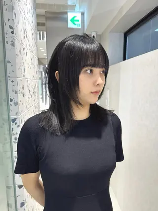 ミディアム 矢野 晃平のヘアスタイル