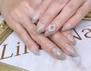 ネイル Lilas Nailのネイルデザイン