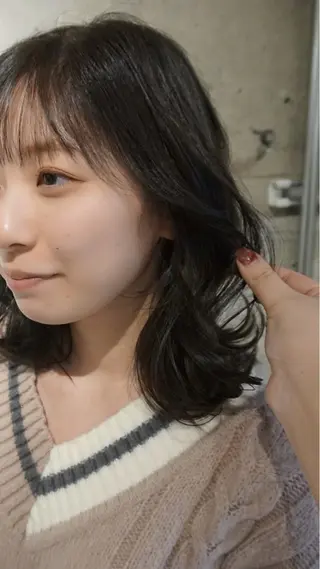 ミディアム カラー chiharu 𝜗𝜚꙳.*のヘアスタイル