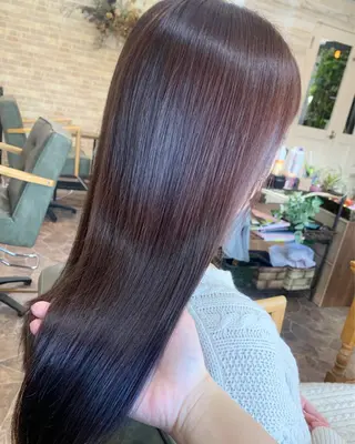 セミロング Lilly 中谷友里のヘアスタイル