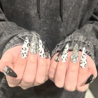 ネイル MODA MANAMIᵕ̈のネイルデザイン