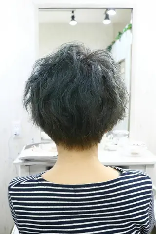 ショート カラー パーマ フジタミキ ✨メテオ TR、ヘッドスパのヘアスタイル